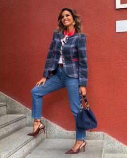 Jeans mom fit denim color