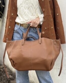 Bolso palace camel
