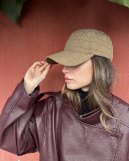 Gorra bordada khaki