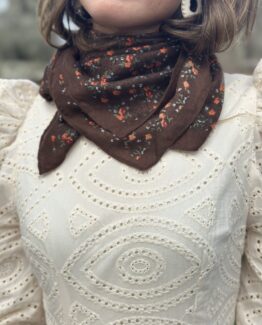 Pañuelo Flor liberty chocolate